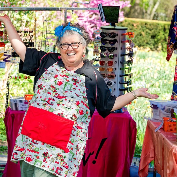 Meet your Posher, Vivian - Picture 5 of 5